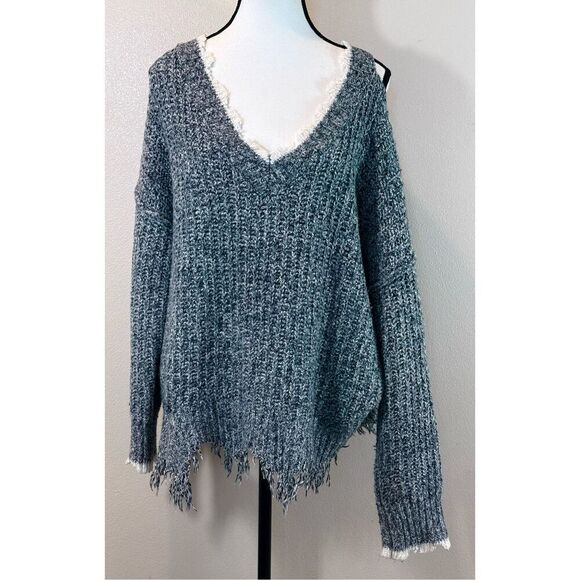 Wildfox Echo Distressed Cold-Shoulder Sweater Women's Small - Picture 4 of 13